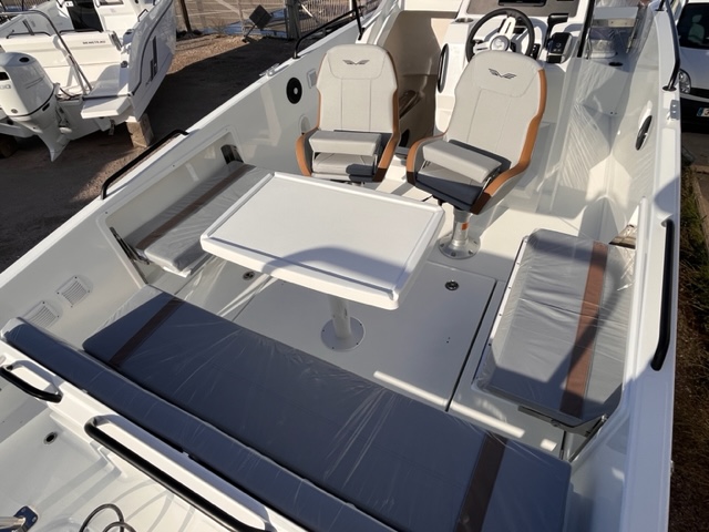 slider 8 Beneteau Flyer 8 SPACEdeck V2